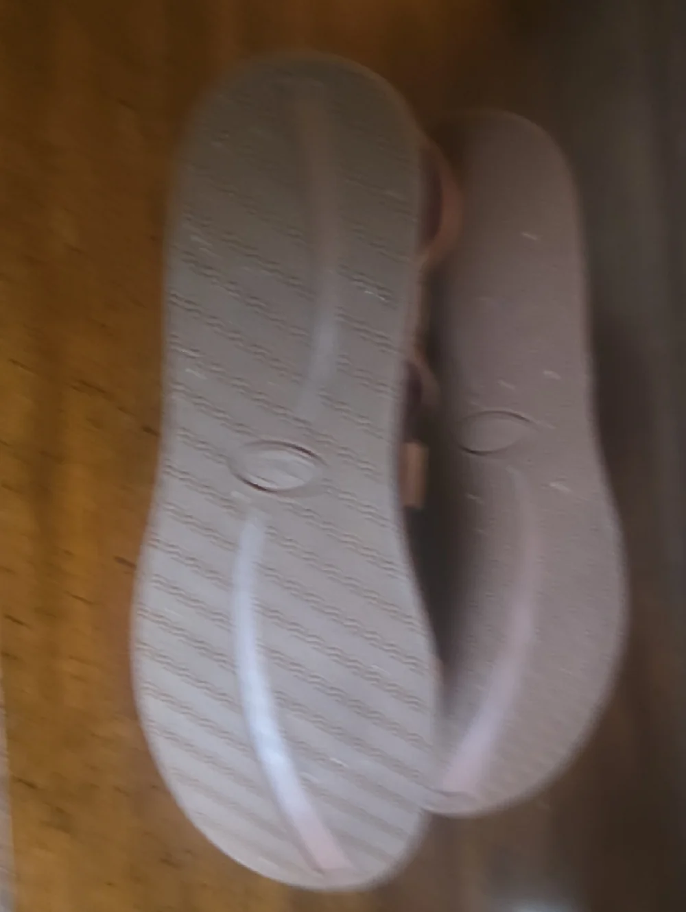 Women's Peach Strappy Leather Sandals - Picture 4 of 7